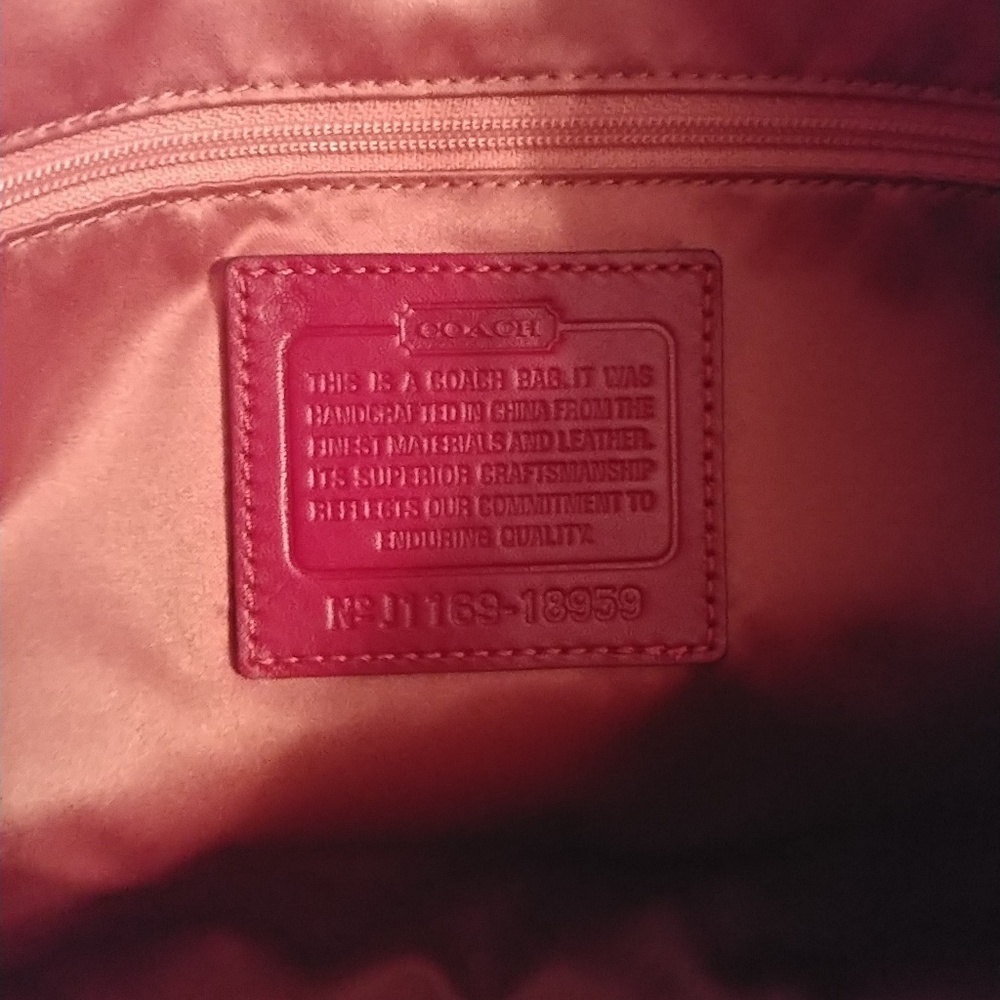 Coach purse - Picture 3 of 3